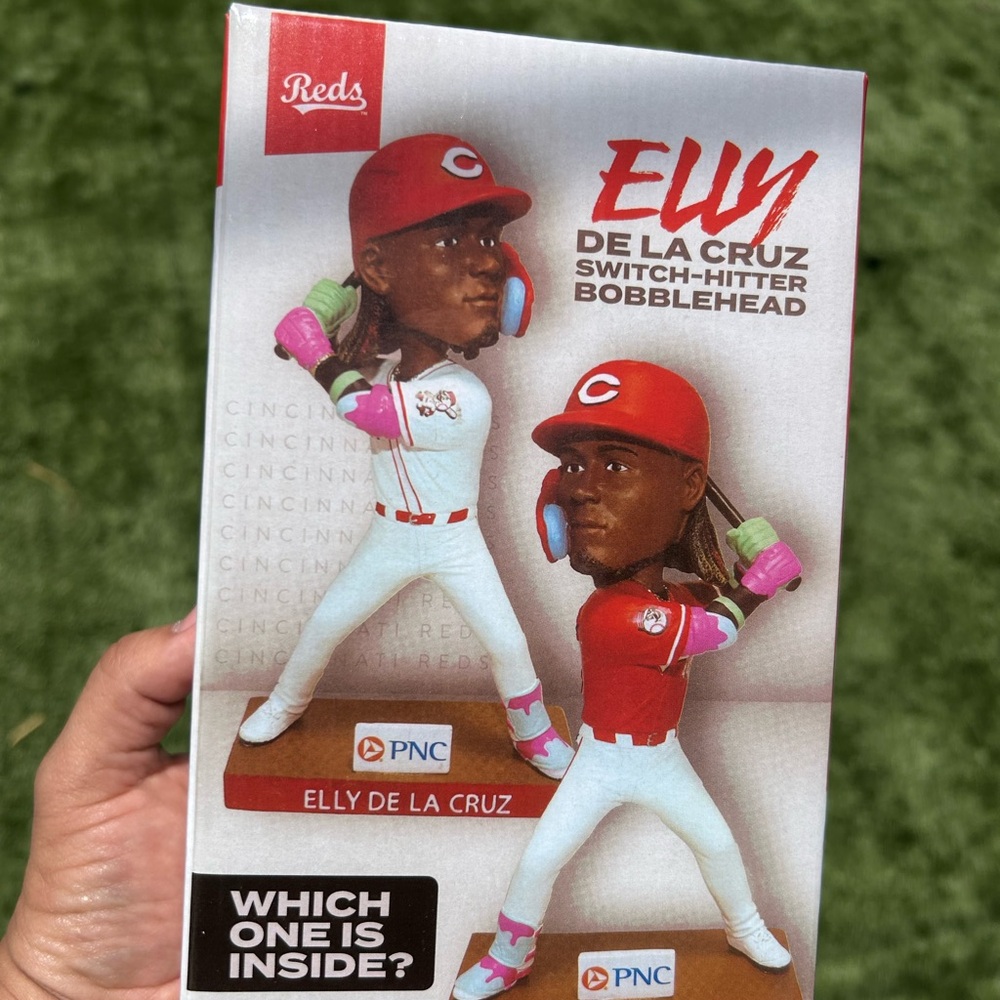 Elly de la Cruz switch hitter bobble head 2025 SGA red jersey new in box